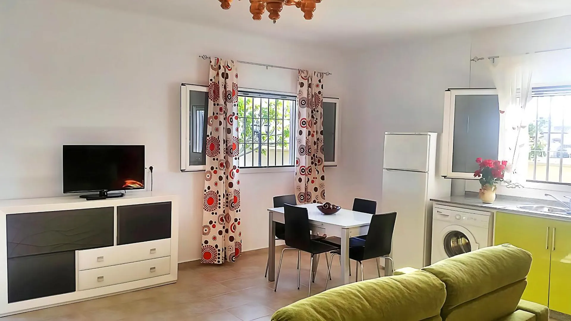 Loft Con Barbacoa Y Jardin Privado, Solo Familias Y Parejas Apartment Conil De La Frontera