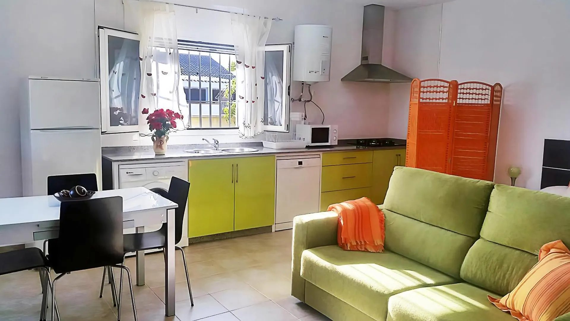 Loft Con Barbacoa Y Jardin Privado, Solo Familias Y Parejas Apartment Conil De La Frontera Spain